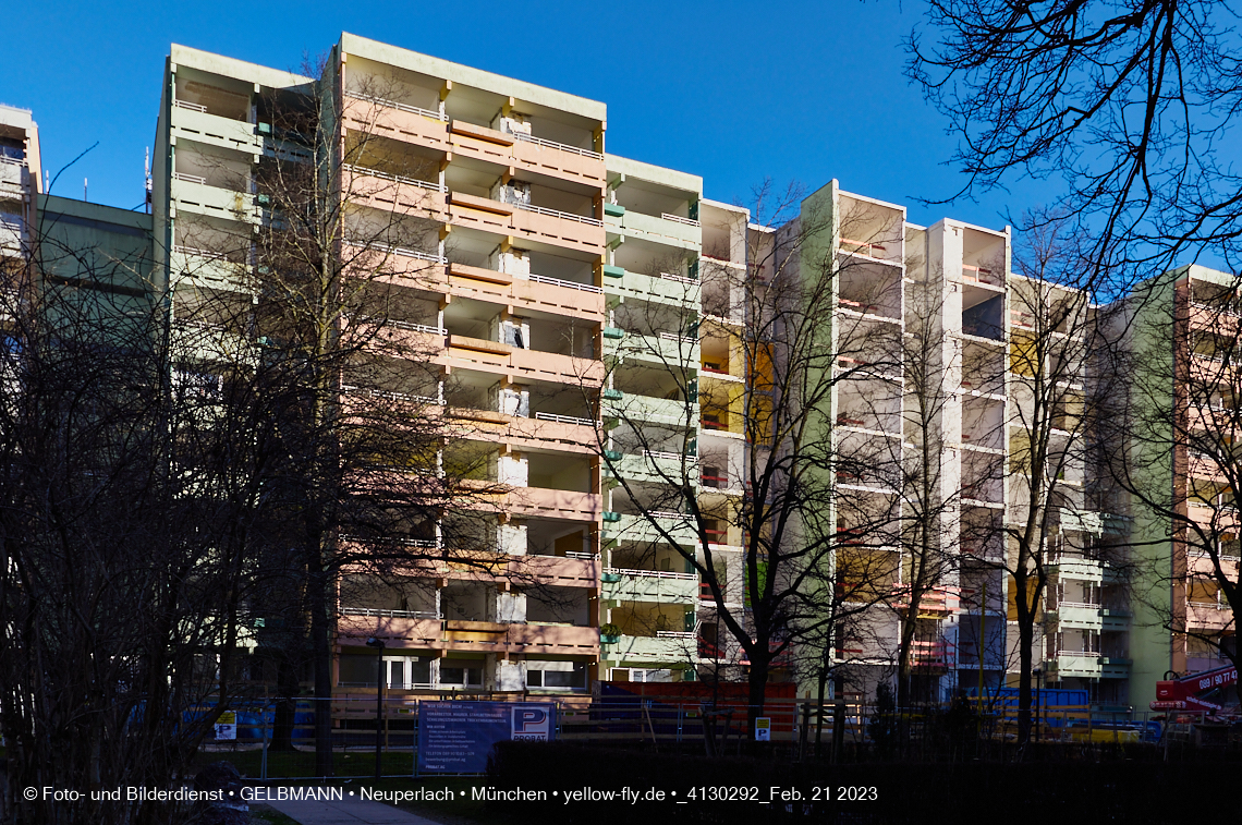 21.02.2023 -  Mega-Sanierung in der Kurt-Eisner-Straße in Neuperlach